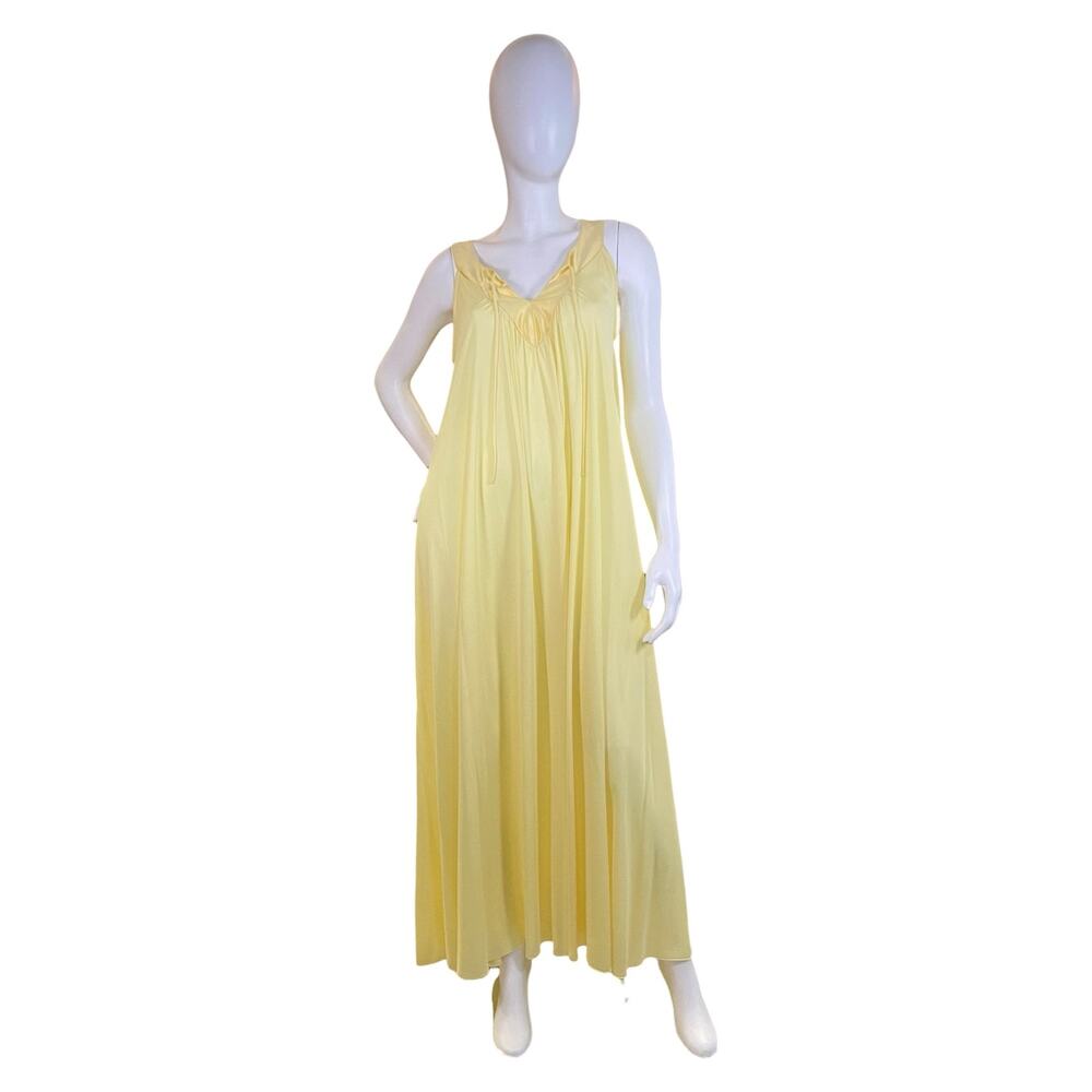 1970s Barad Pale Yellow Nylon Nightgown | Vintage Maxi Lingerie